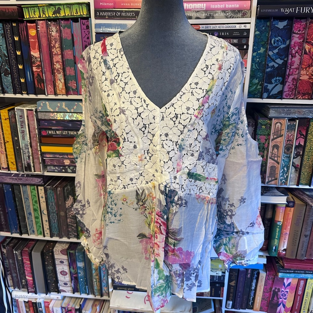 Aratta Floral Lace Long Sleeve Top - White and Pink